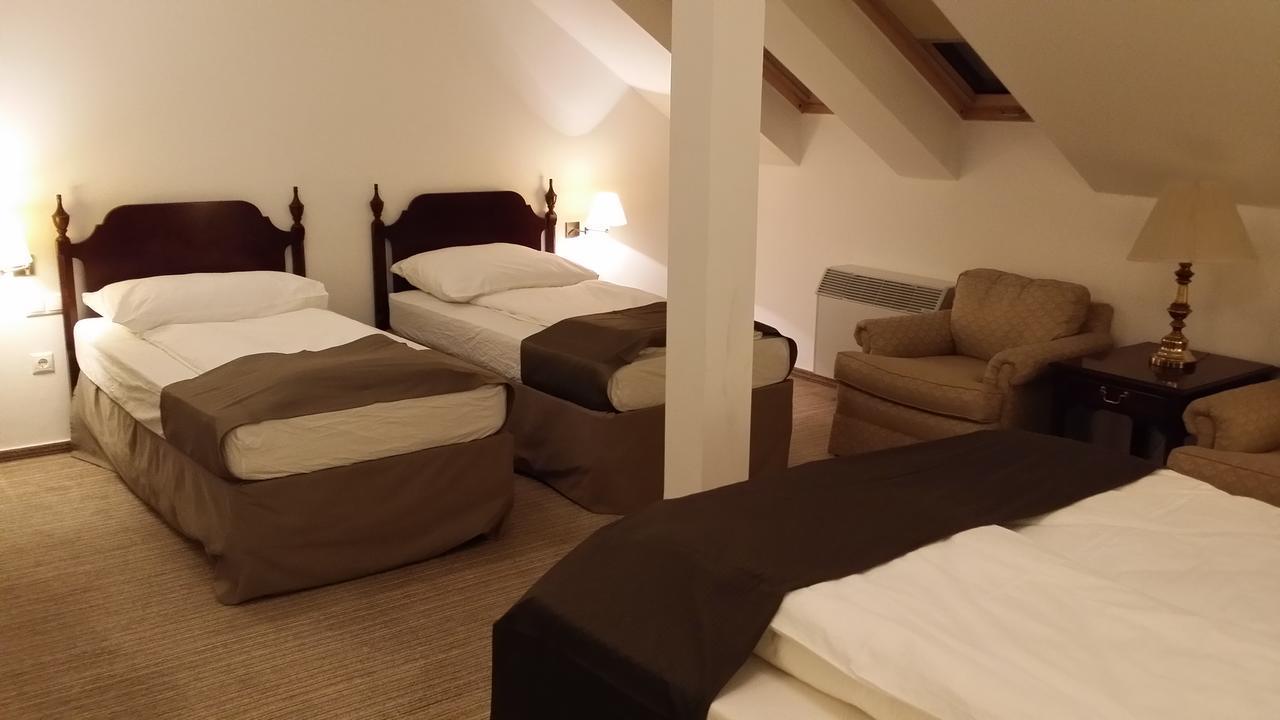 Opera Loft Rooms And Apartments Budapest Kültér fotó