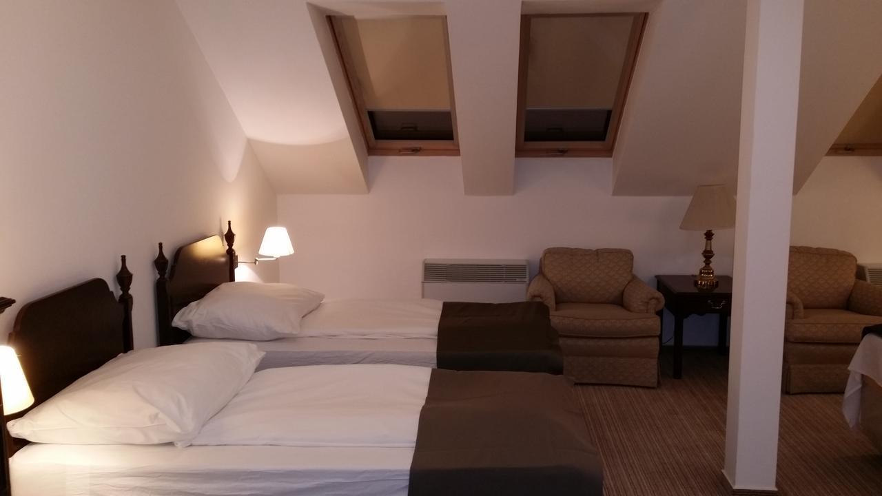 Opera Loft Rooms And Apartments Budapest Kültér fotó